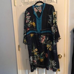 Heartbreaker! 100% silk light as air Johnny Was dress